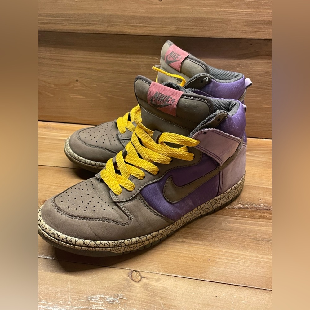 Rare Nike Dunk High Premium Purple Grey & Newsprint Earthquake 2007 Men’s Sz 5.5